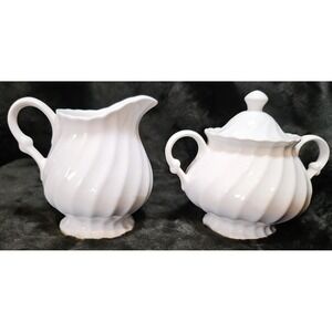 Vintage‎ Creamer and Sugar Bowl Unmarked